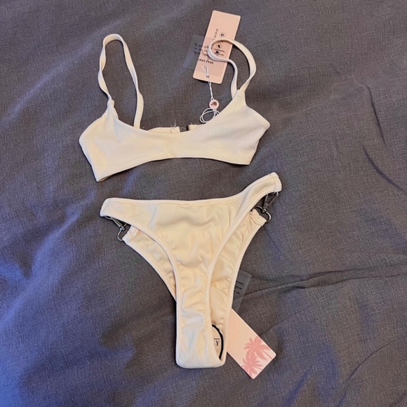 Oh Polly Get The Hook Underbust Micro Bikini - Picture 3 of 5